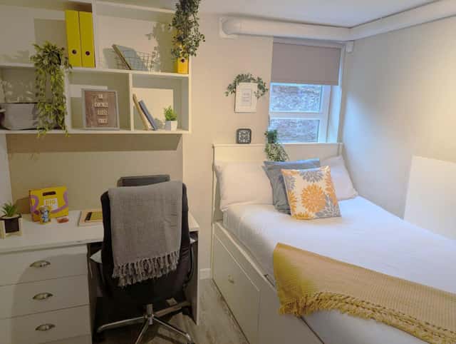 Standard Ensuite