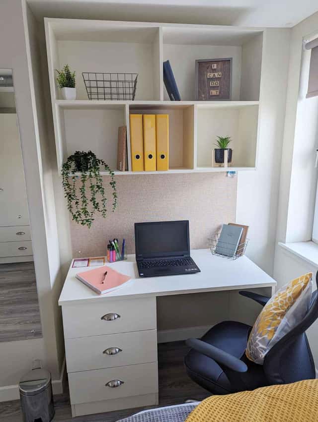 Deluxe Ensuite