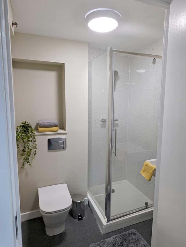 Standard Studio bathroom